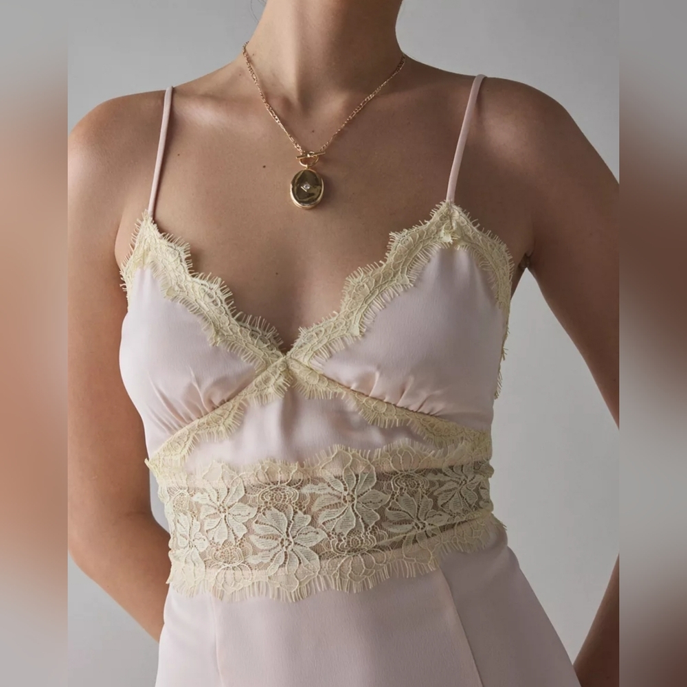 Kimchi Blue Dipped in Lace Satin Slip Midi Dress - Picture 3 of 14